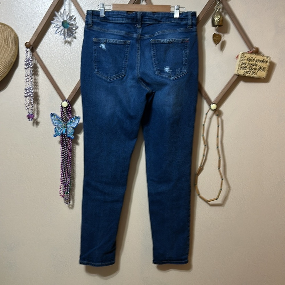 Edgely Straight Jeans - Picture 6 of 8